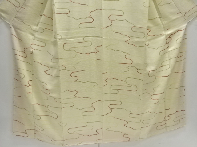  雲にヱ霞模様小紋着物